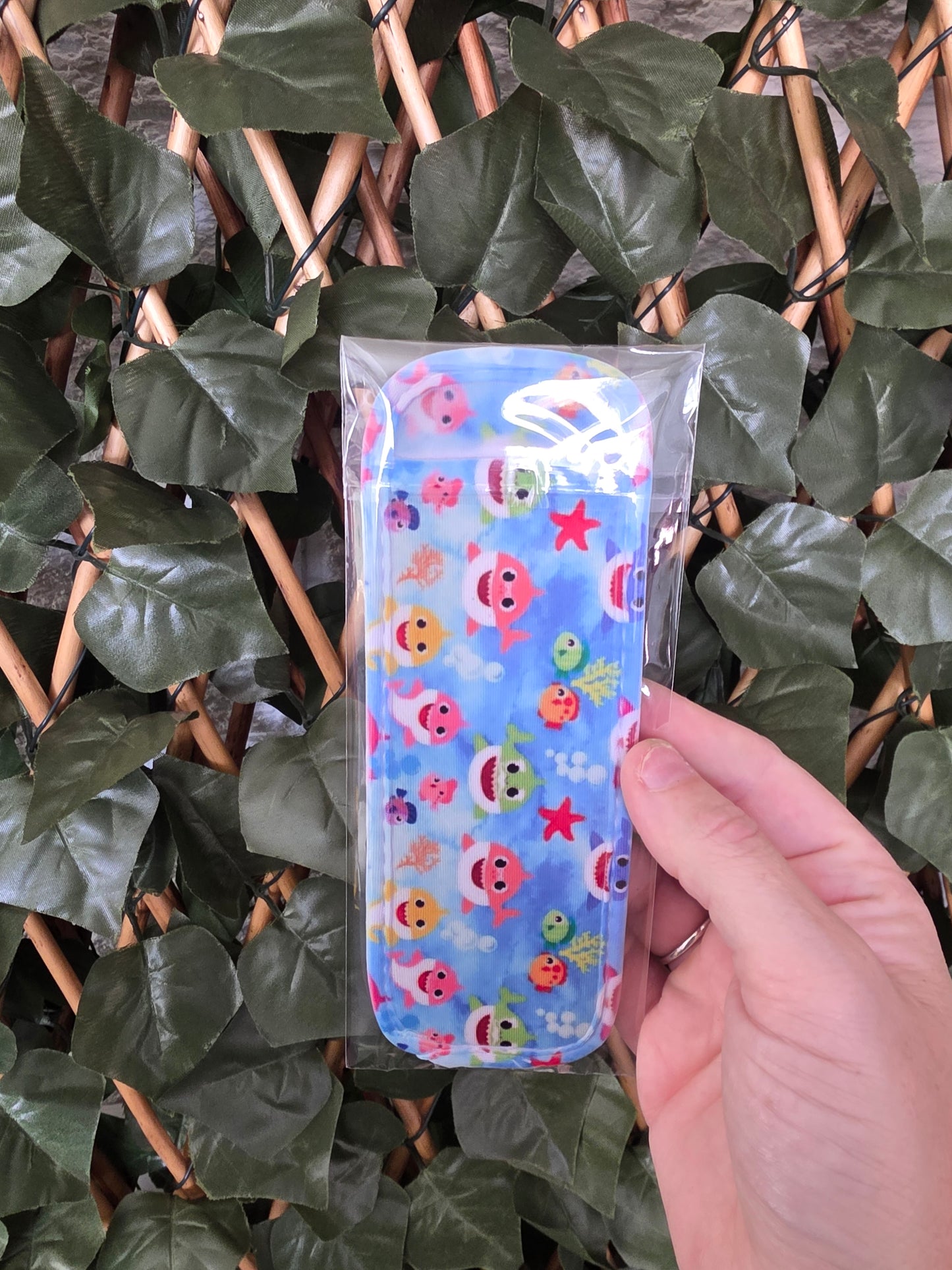 Iceblock Holders
