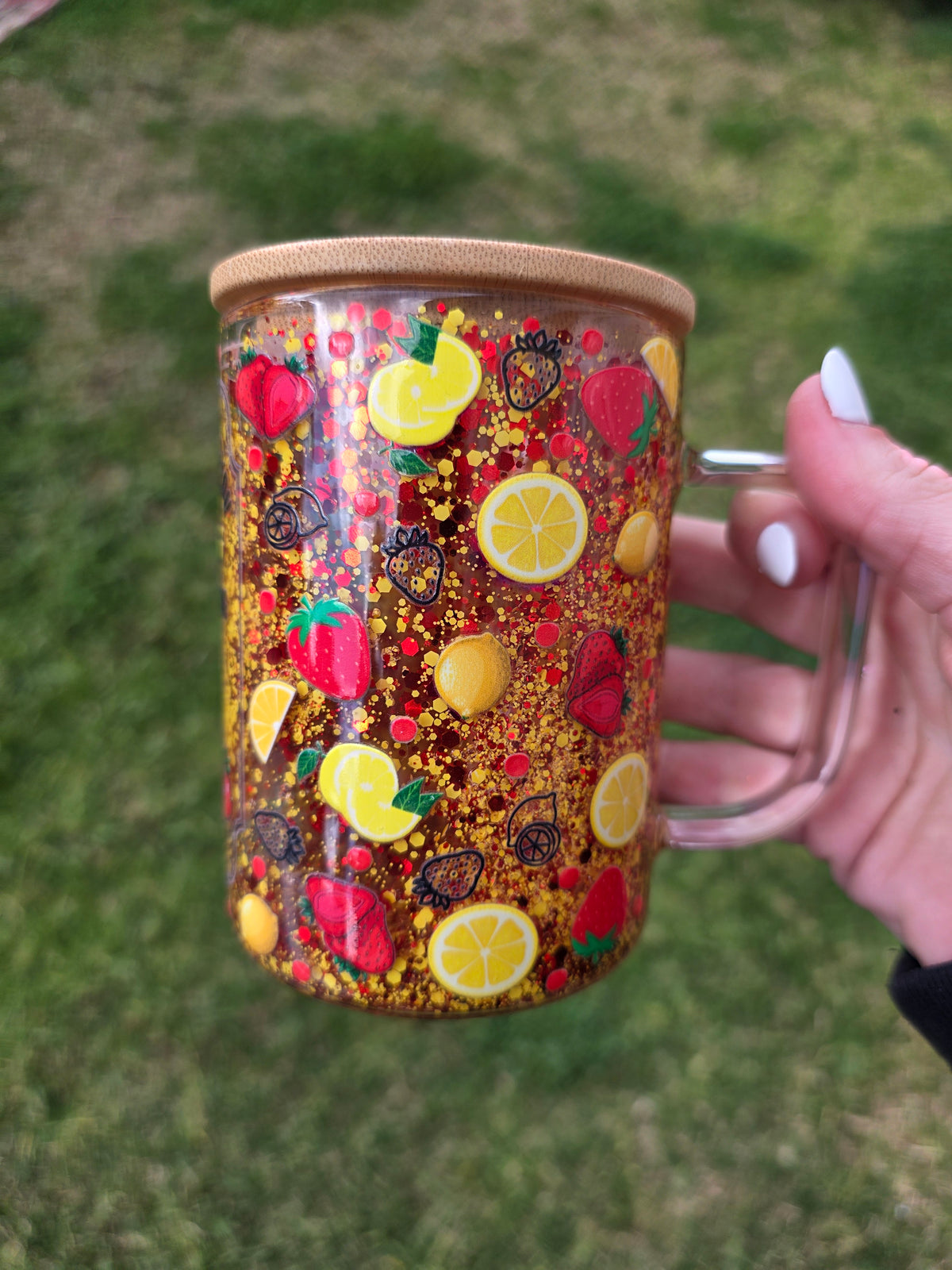 16oz Snowglobe Glass Mug