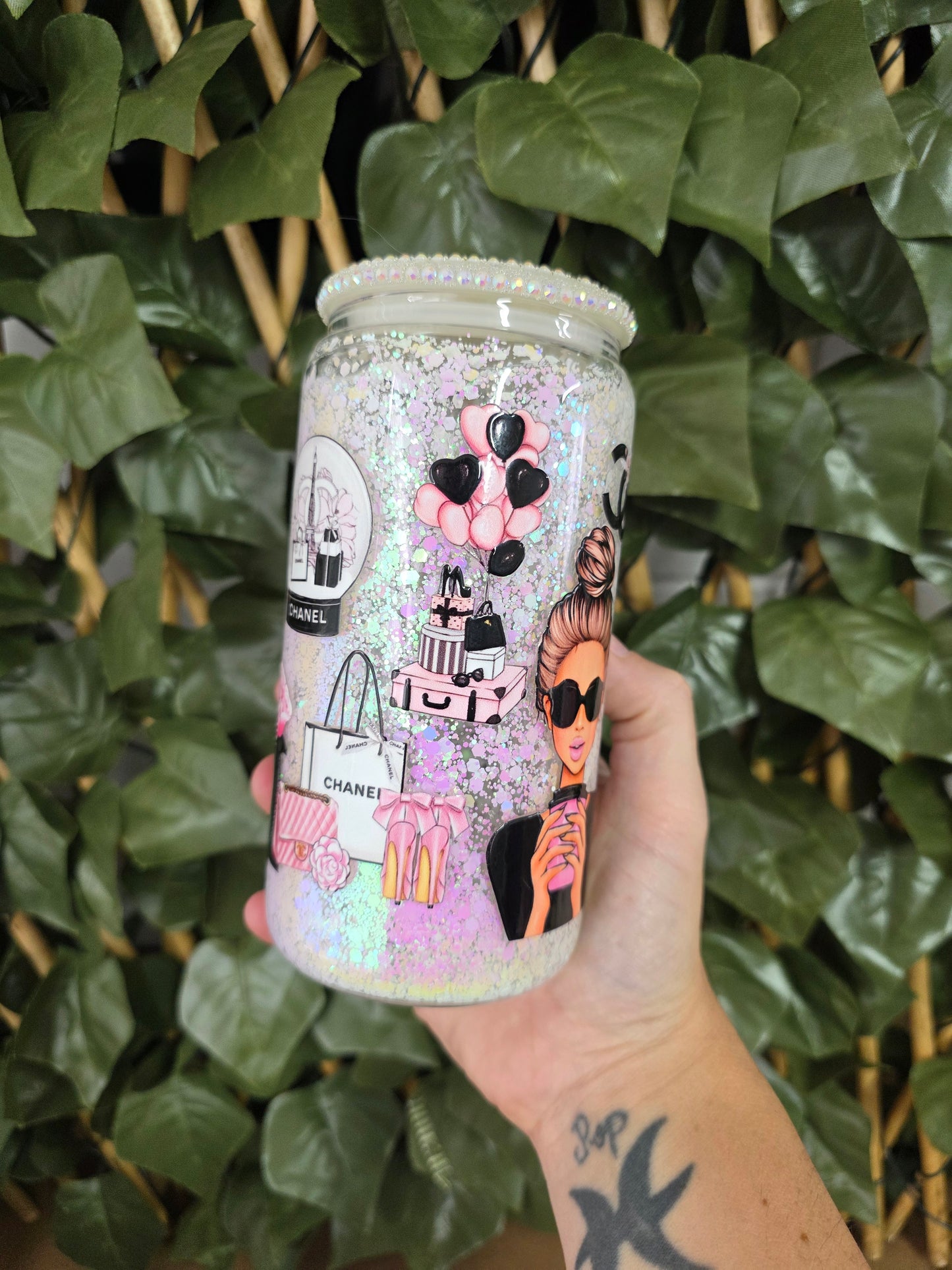 16oz Glass Snowglobes